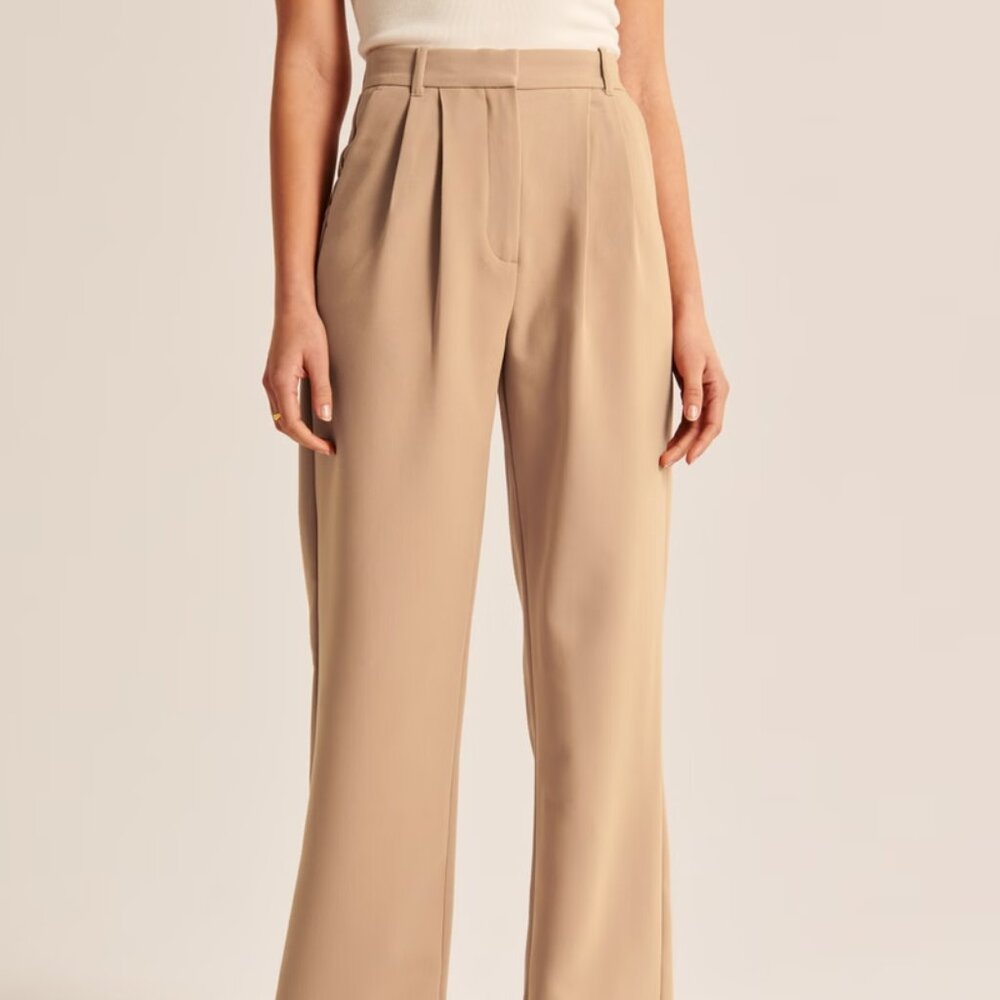 A&F Sloane Tailored Pant – Tan